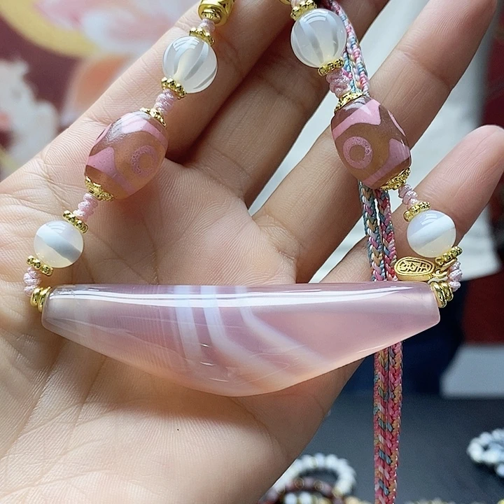 玛瑙/玉髓（覆膜）颈饰合金