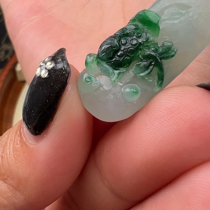 定制翡翠未镶嵌亭亭玉立