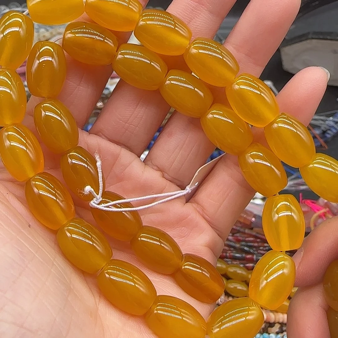 玛瑙/玉髓合金珠宝半成品黄玛瑙10-13mm一条