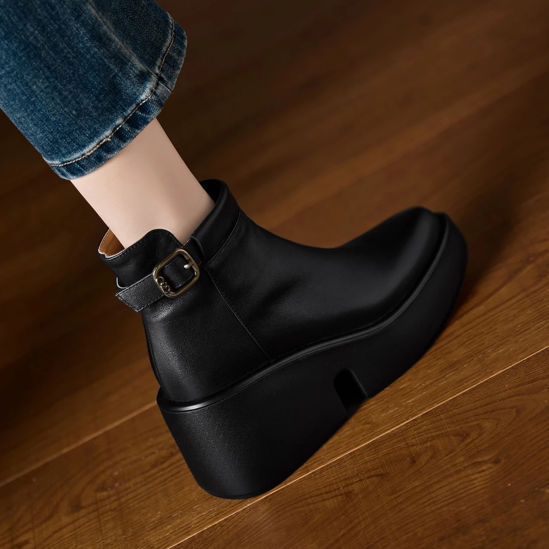 8cm坡跟短靴防水台高跟切尔西靴真皮马丁靴黑色圆头休闲烟筒靴