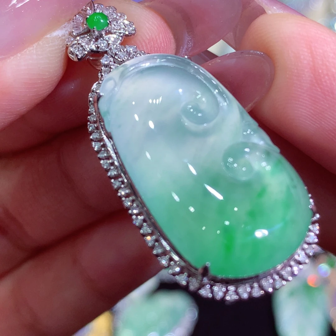 翡翠18K金镶嵌吊坠(不含链)