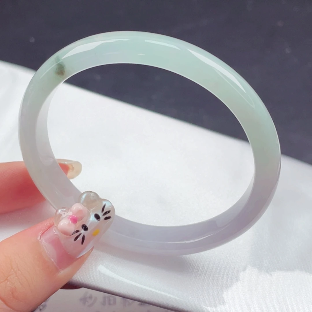 翡翠未镶嵌手镯58贵妃