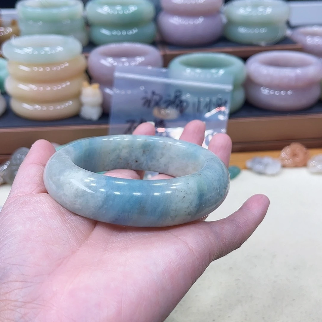 未镶嵌爱情石英质玉