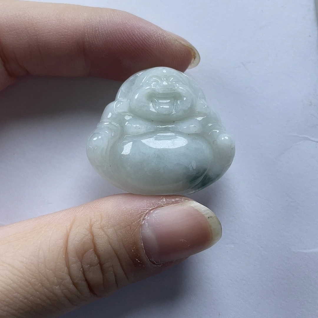 翡翠颈饰未镶嵌佛公