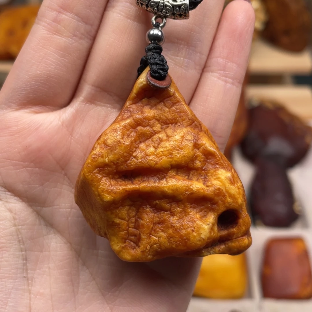 琥珀未镶嵌珠宝奇石