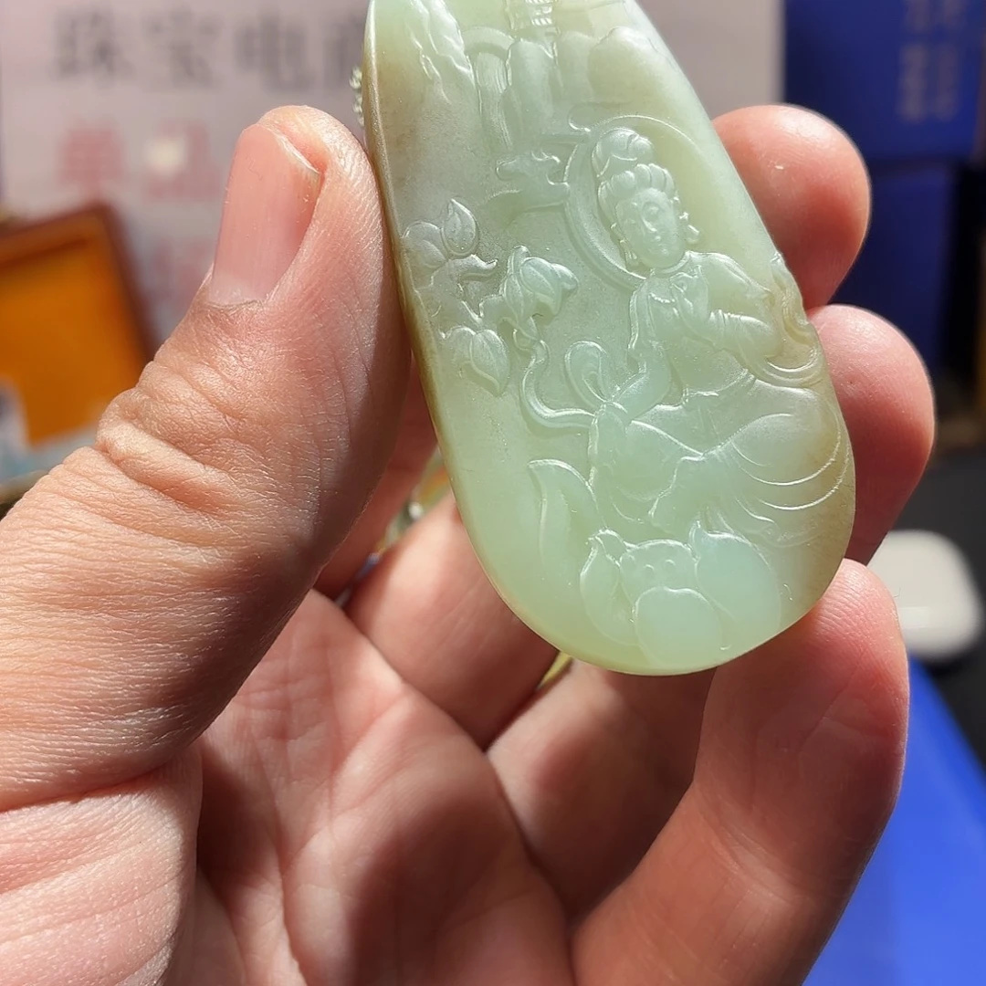 和田玉（糖玉）未镶嵌颈饰