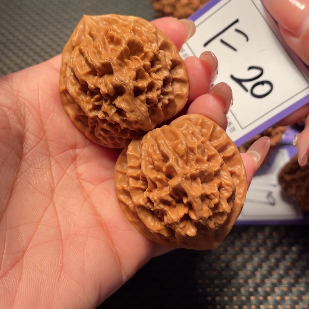 文玩核桃把件20号帝王42