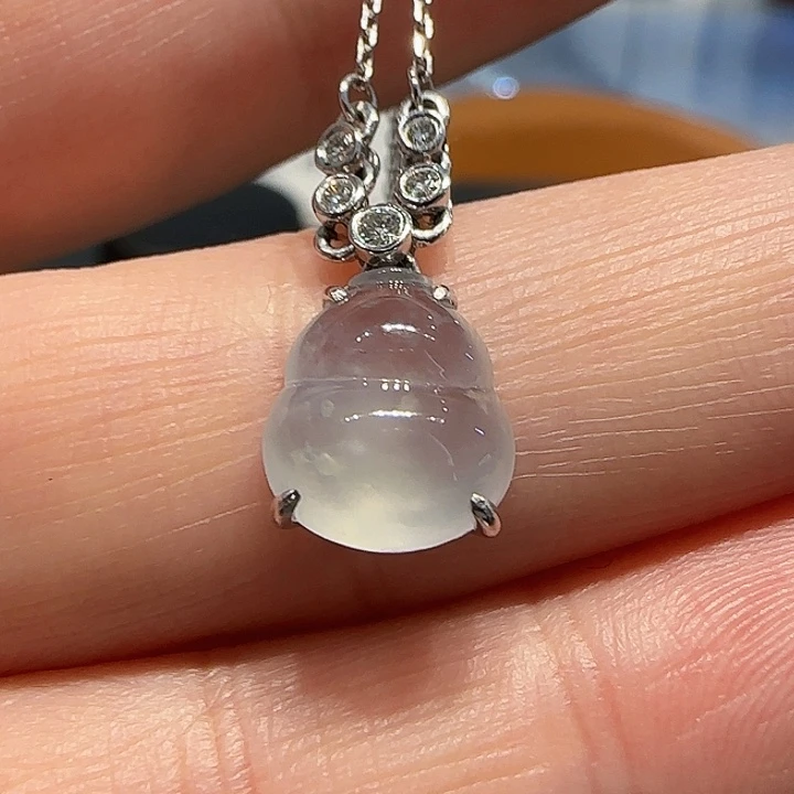 翡翠颈饰18K金镶嵌挂件