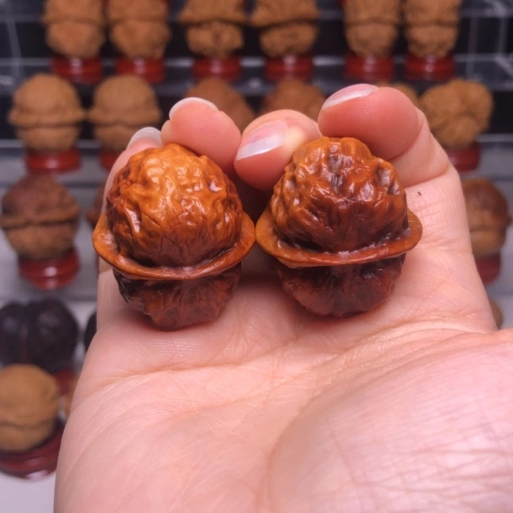 文玩核桃吊坠源****32小青蛙