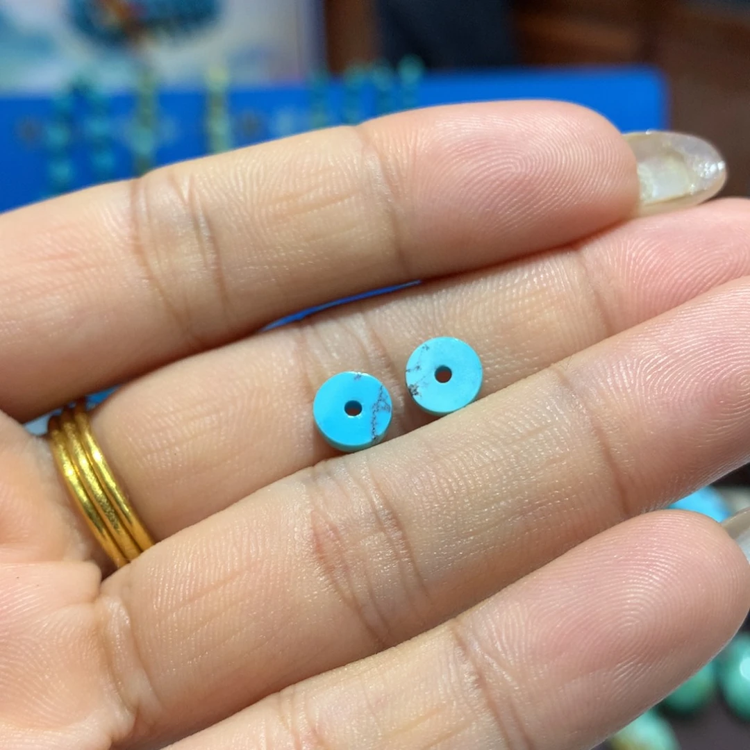 绿松石配饰未镶嵌木*