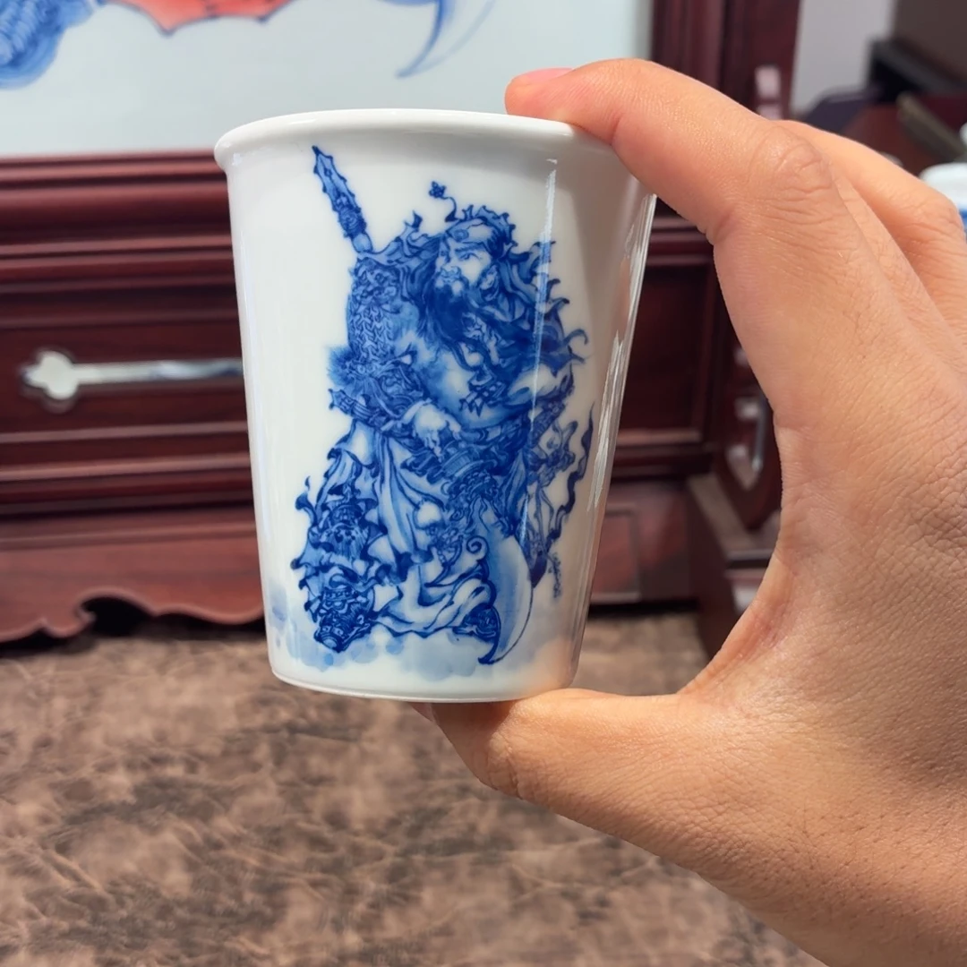 杯子瓷瓷姑娘景德镇陶瓷艺术