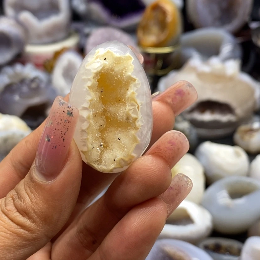 【闪购商品】水晶大型摆件（非配饰）未镶嵌闹*?