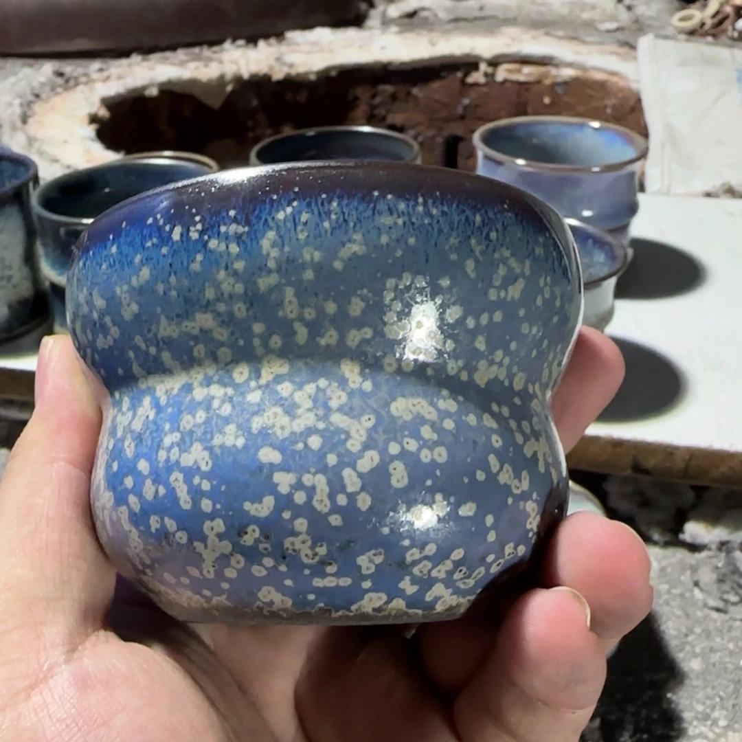 太***钧瓷手作钧瓷钧瓷烟灰缸里面没有