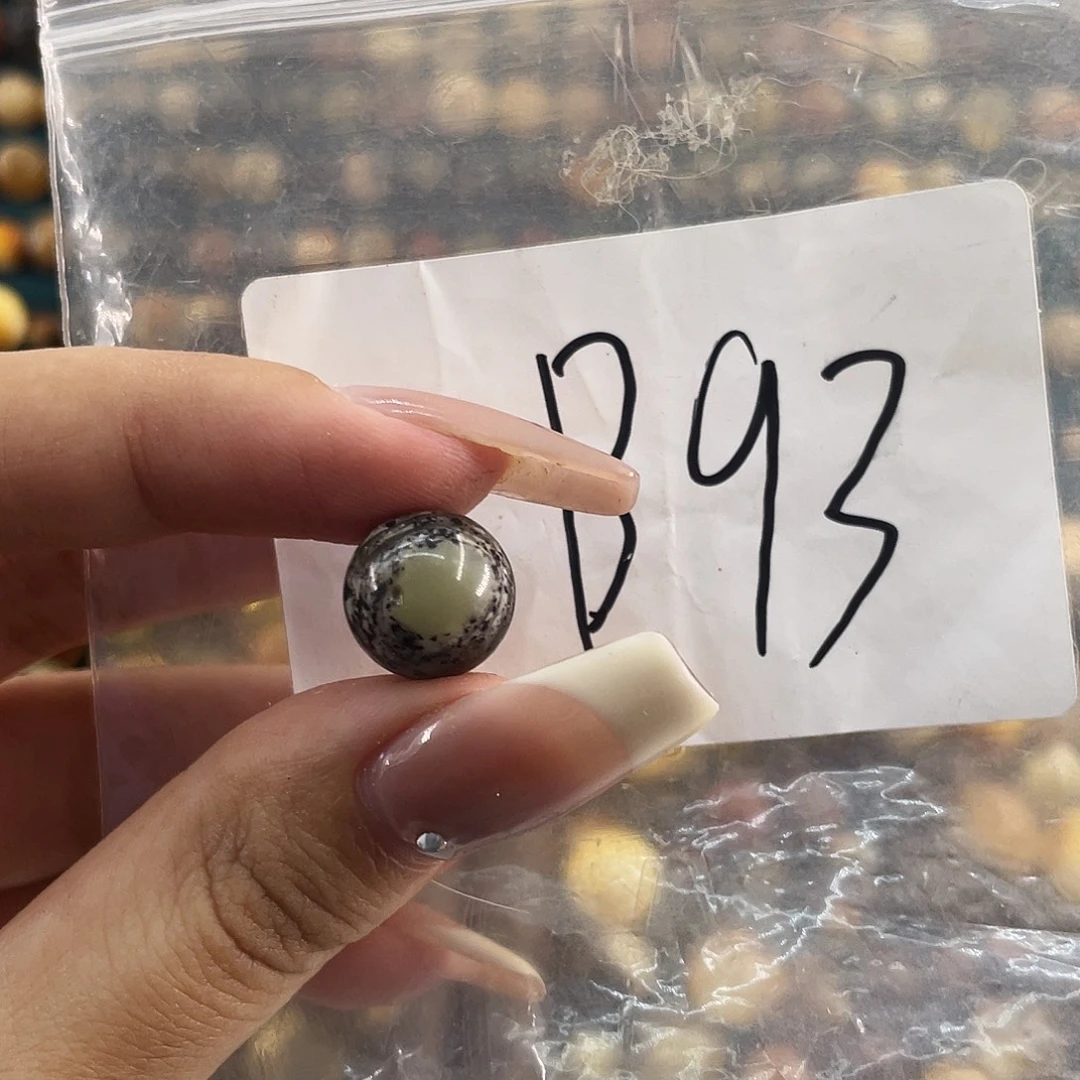 琥珀未镶嵌裸石12福利