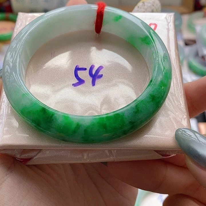 翡翠手镯未镶嵌8号