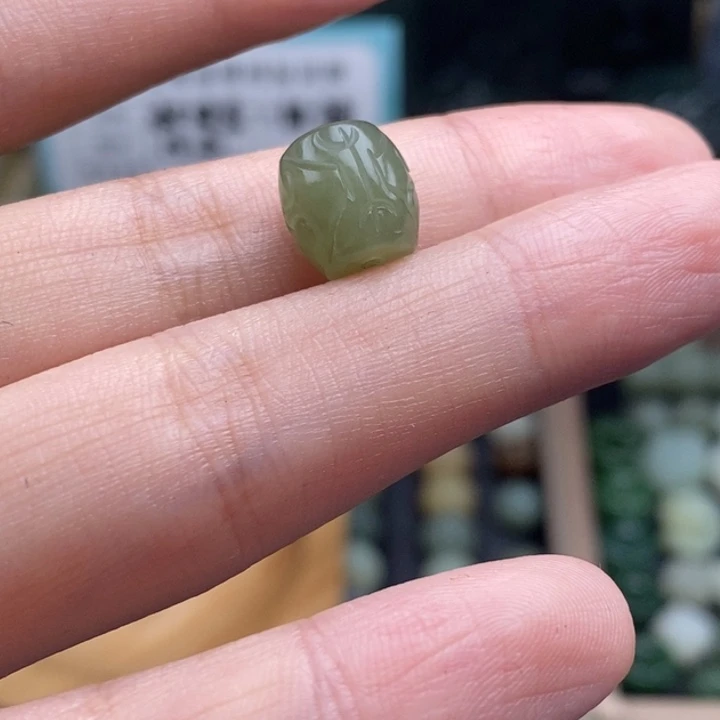 未镶嵌和田玉（糖玉）珠宝半成品