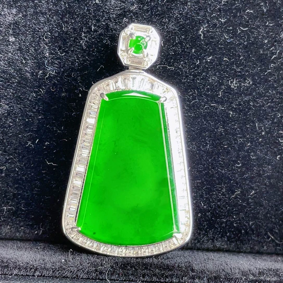 翡翠吊坠(不含链)未镶嵌