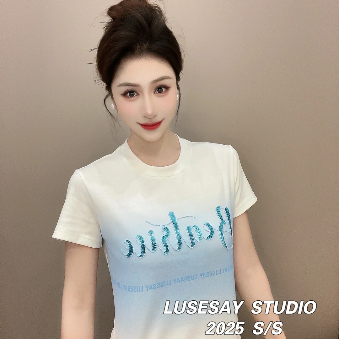 LUSESAY 渐变晕染字母亮片 2025夏季新款短袖T恤女百搭显瘦上衣