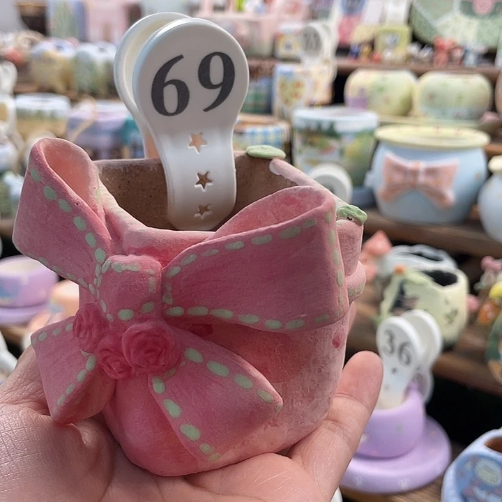 69……手工手绘花盆