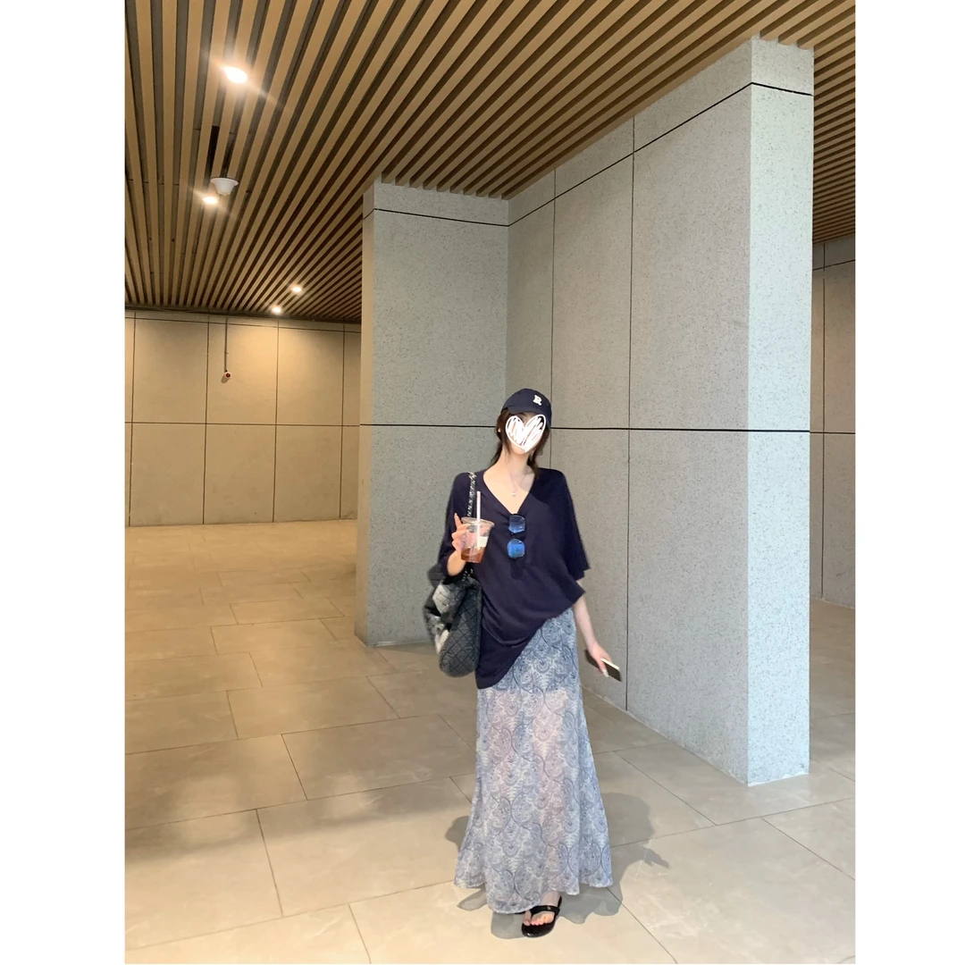 【青花瓷】宽松显瘦上衣T恤纯色上衣+印花透纱半身裙 8735#