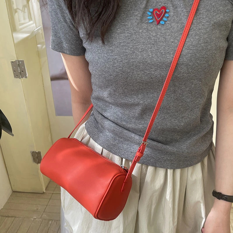 【公子雯】天生C位 春夏TR笔筒包真皮90s极简小众红色手拎斜挎包