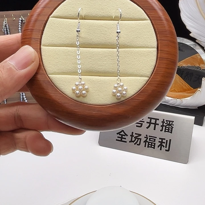 银S925镶嵌耳饰淡水珍珠