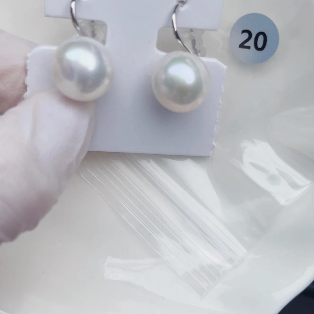 银S925镶嵌淡水珍珠耳饰