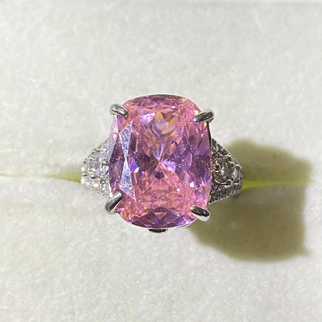 精选w46-典藏轻奢-重工豪华戒指