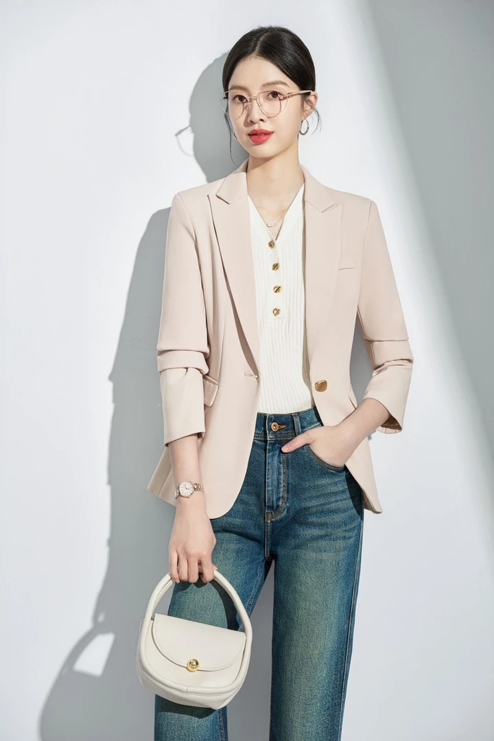 小西装外套女秋季新款长袖气质修身显瘦西服上衣小个子短款职业