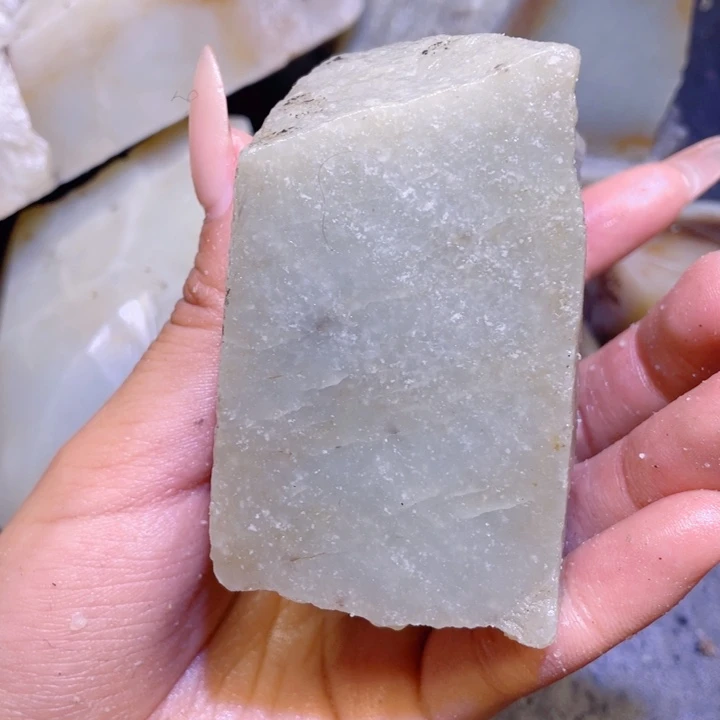 和田玉未镶嵌珠宝半成品