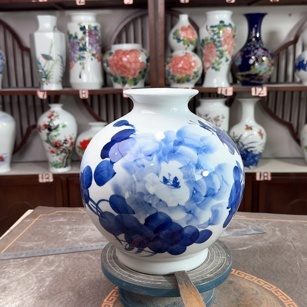 陶摆件景德镇陶瓷石青牡