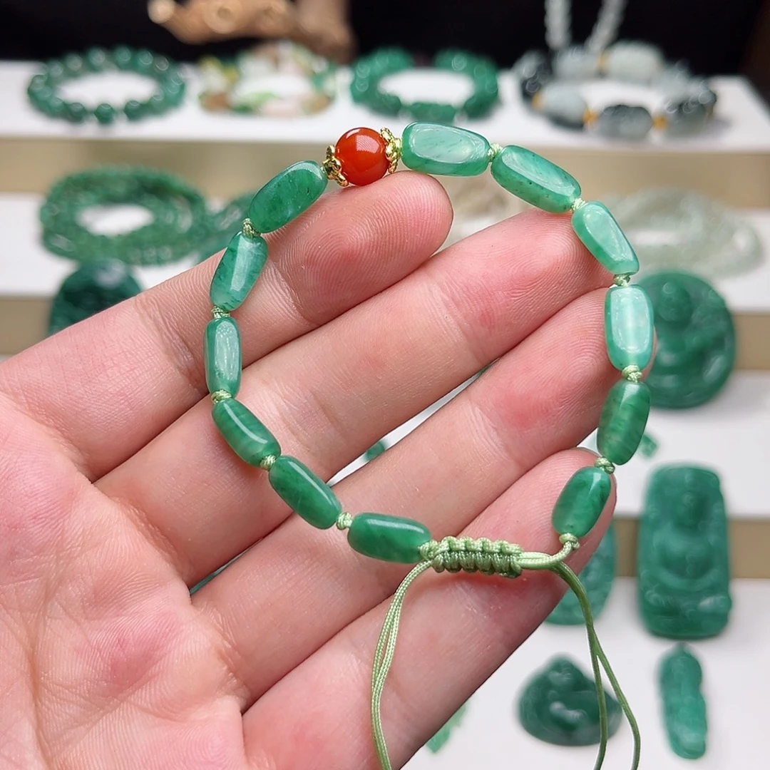 未镶嵌独山玉颈饰