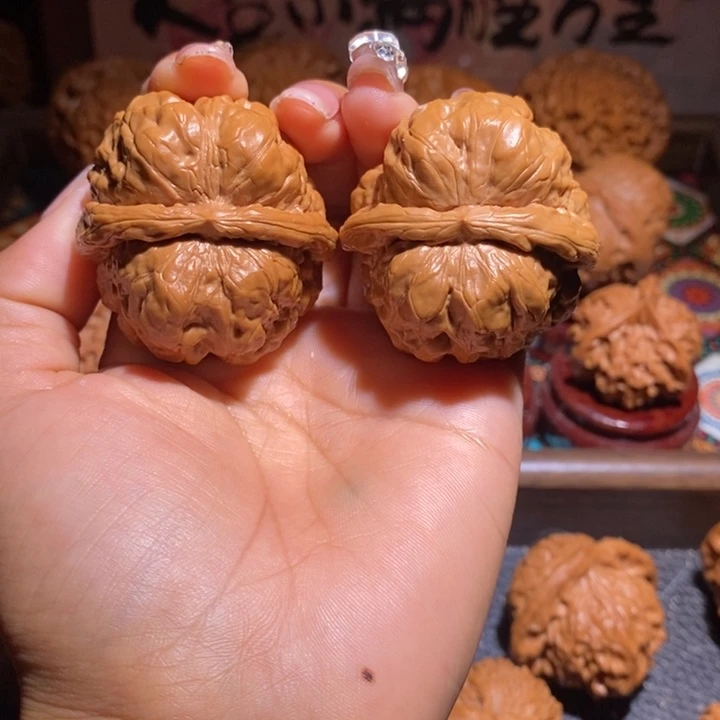 文玩核桃吊坠43蛤蟆头