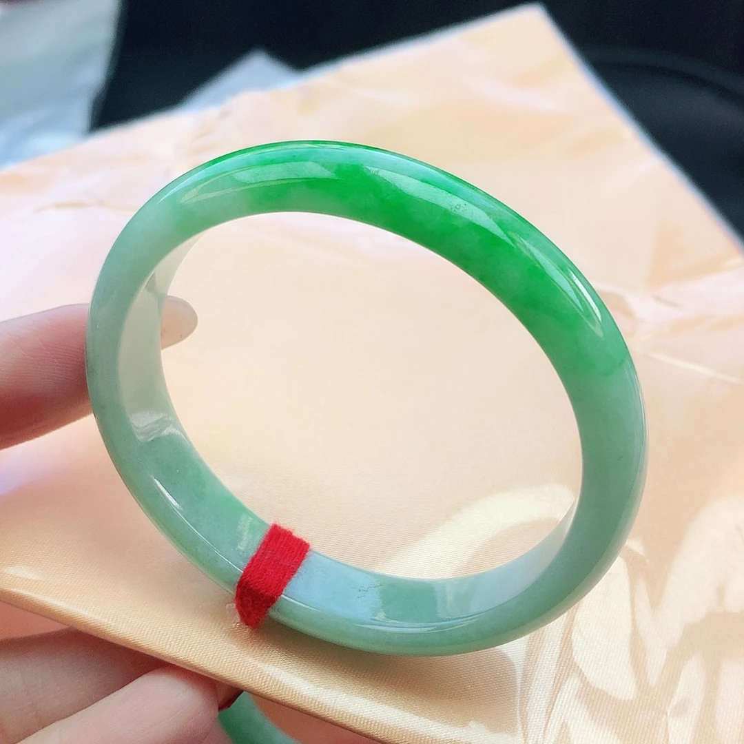 翡翠手镯未镶嵌53贵妃882132