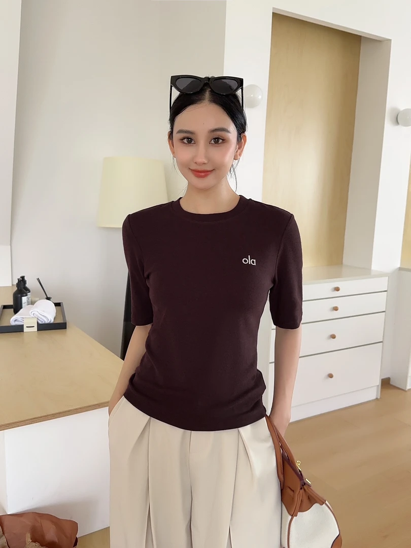 尚品秀9903圆领中袖t恤女2025秋新款修身百搭七分袖正肩打底上衣