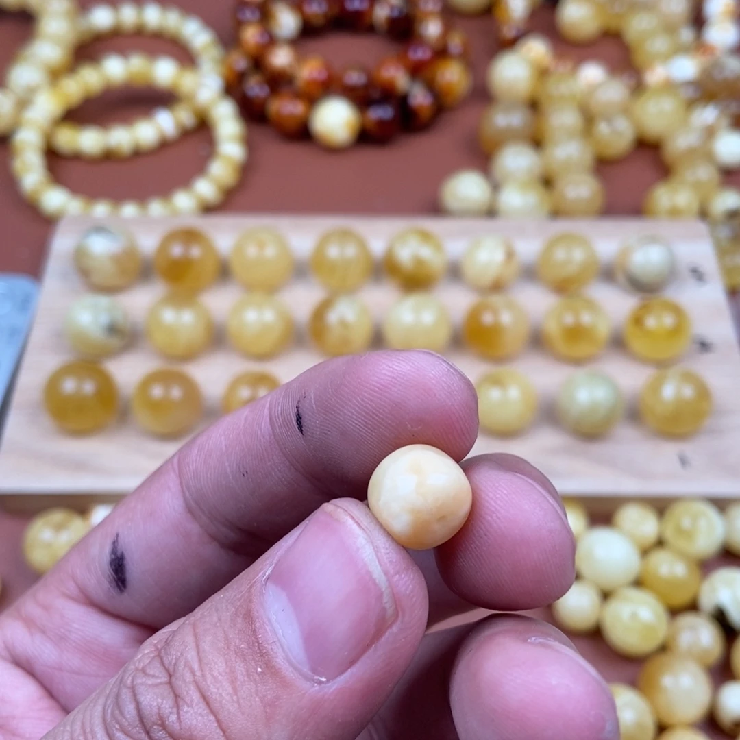 蜜蜡裸石未镶嵌甜*蜜蜡