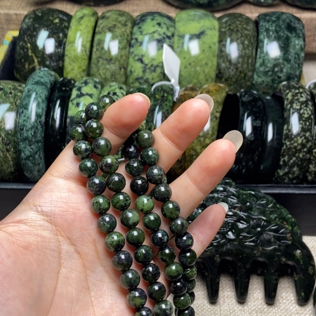 未镶嵌蛇纹石玉手链做*己