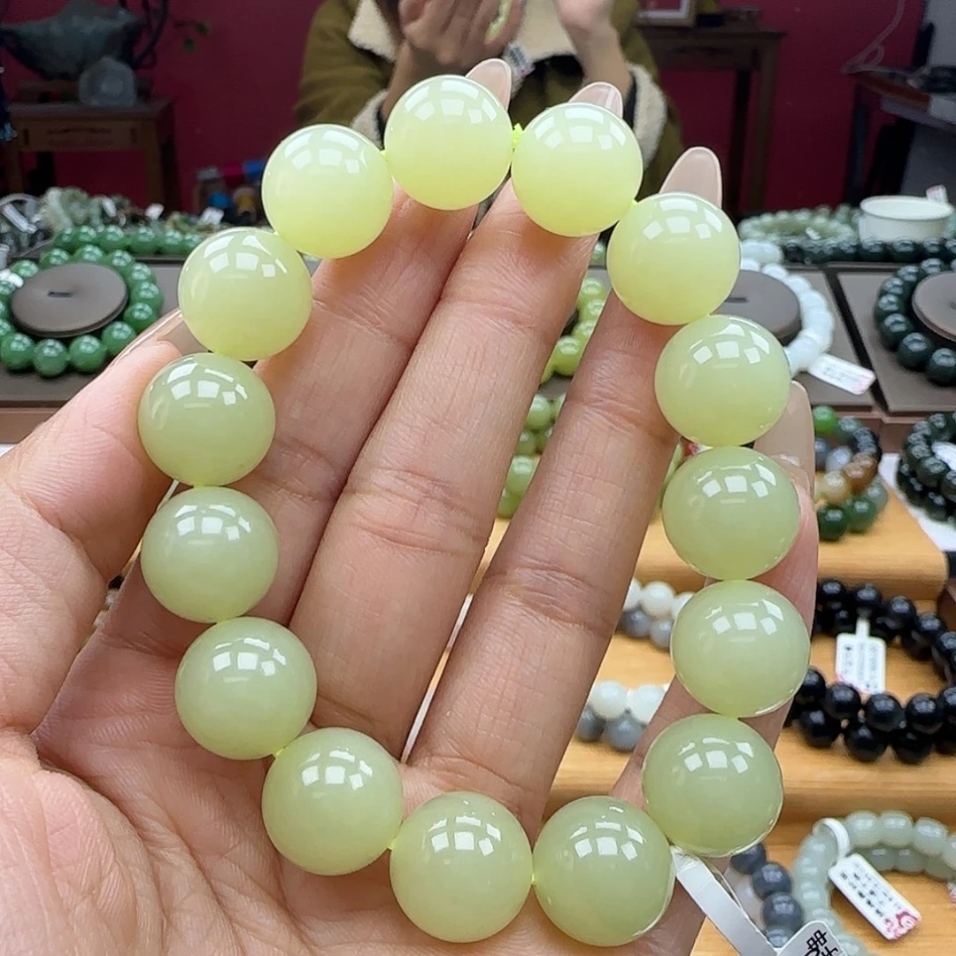 和田玉未镶嵌手串