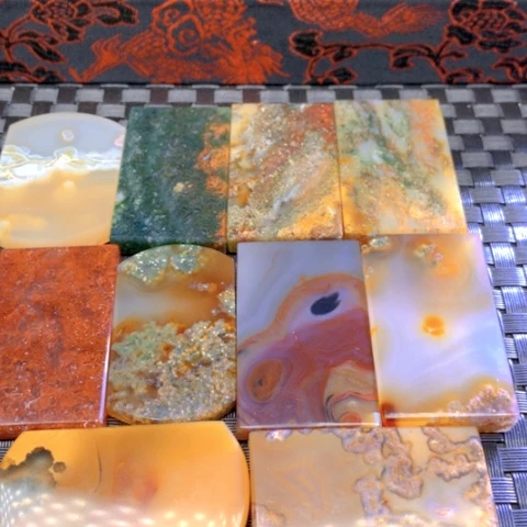 玛瑙/玉髓颈饰合金翟****心