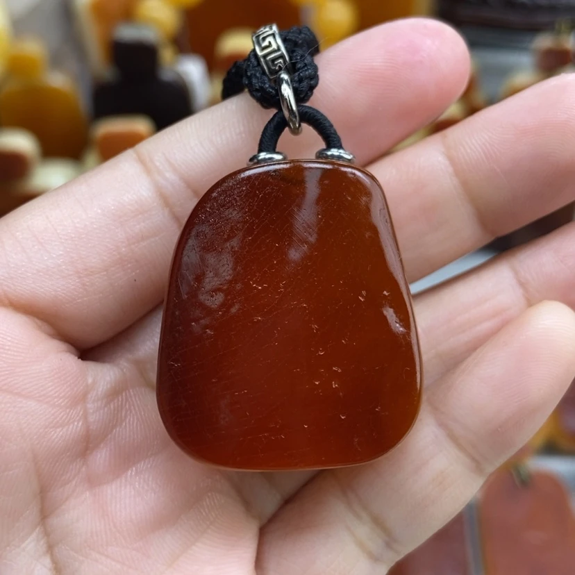 【闪购商品】琥珀颈饰未镶嵌