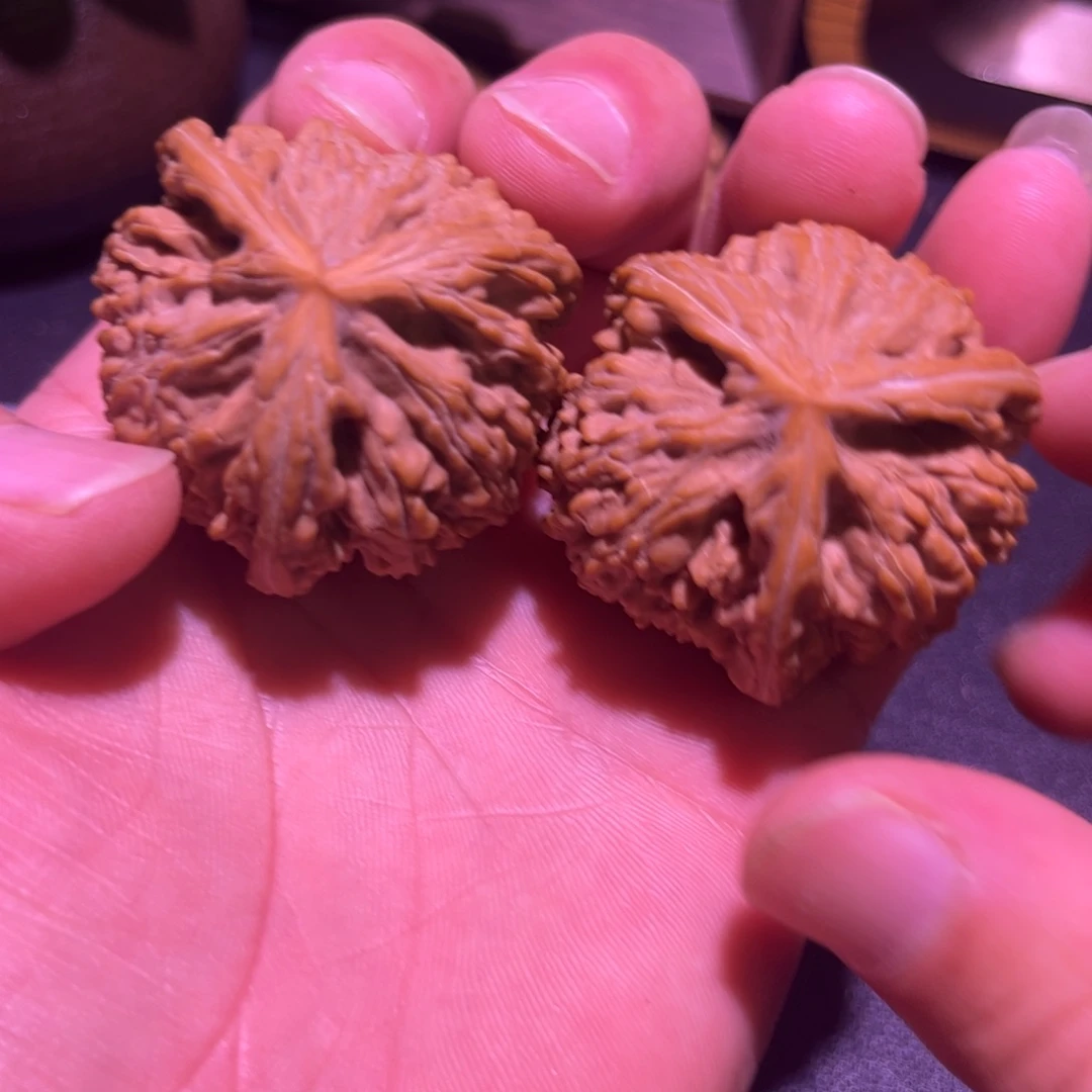吊坠文玩核桃三棱
