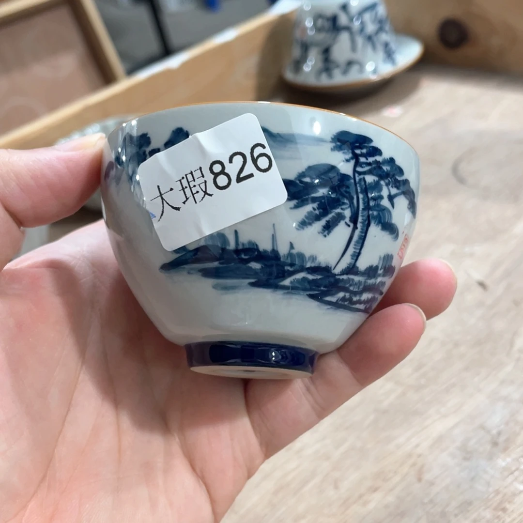 釉下手绘茶具微瑕