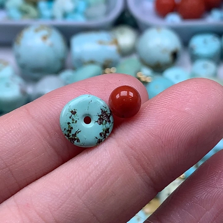 南红玛瑙未镶嵌珠宝奇石