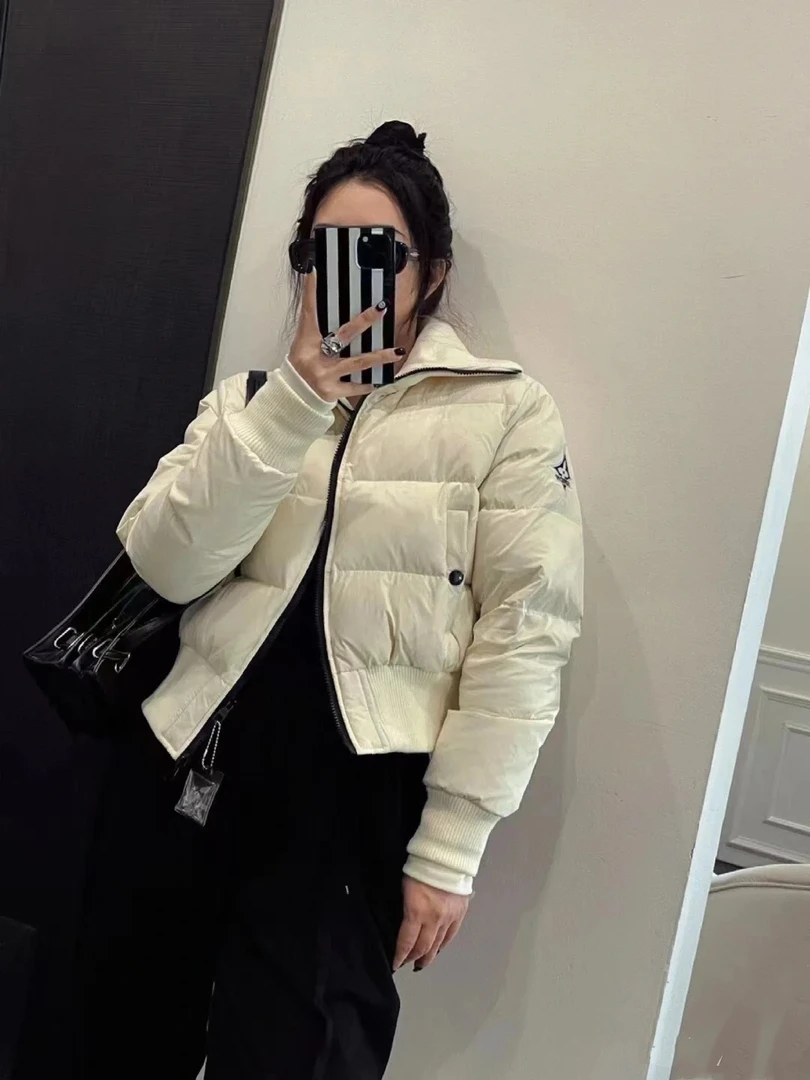 LouisVuitton/路易威登 aa0884 米白色内里老花羽绒服 38码 95新