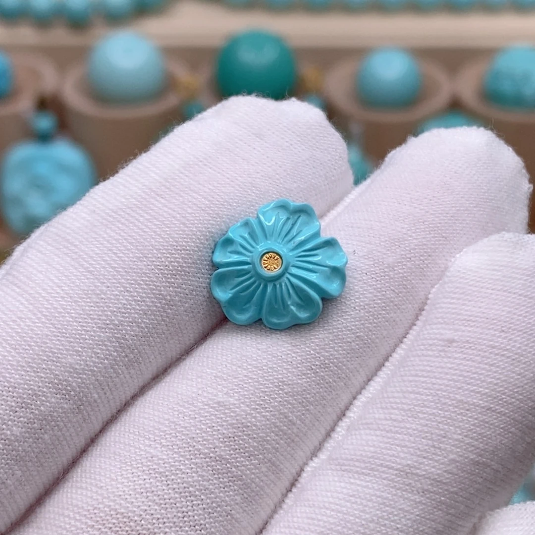 绿松石18K金镶嵌珠宝奇石