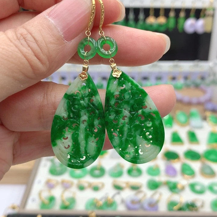 翡翠18K金镶嵌耳饰