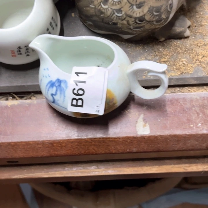 热***洋陶瓷制品瑕疵处理