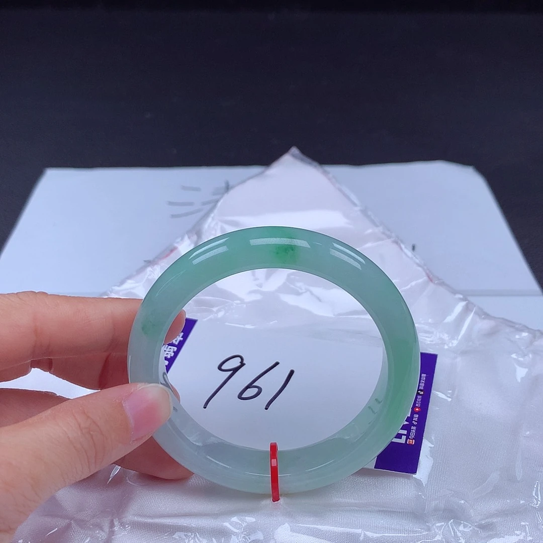 翡翠手镯未镶嵌手镯22063