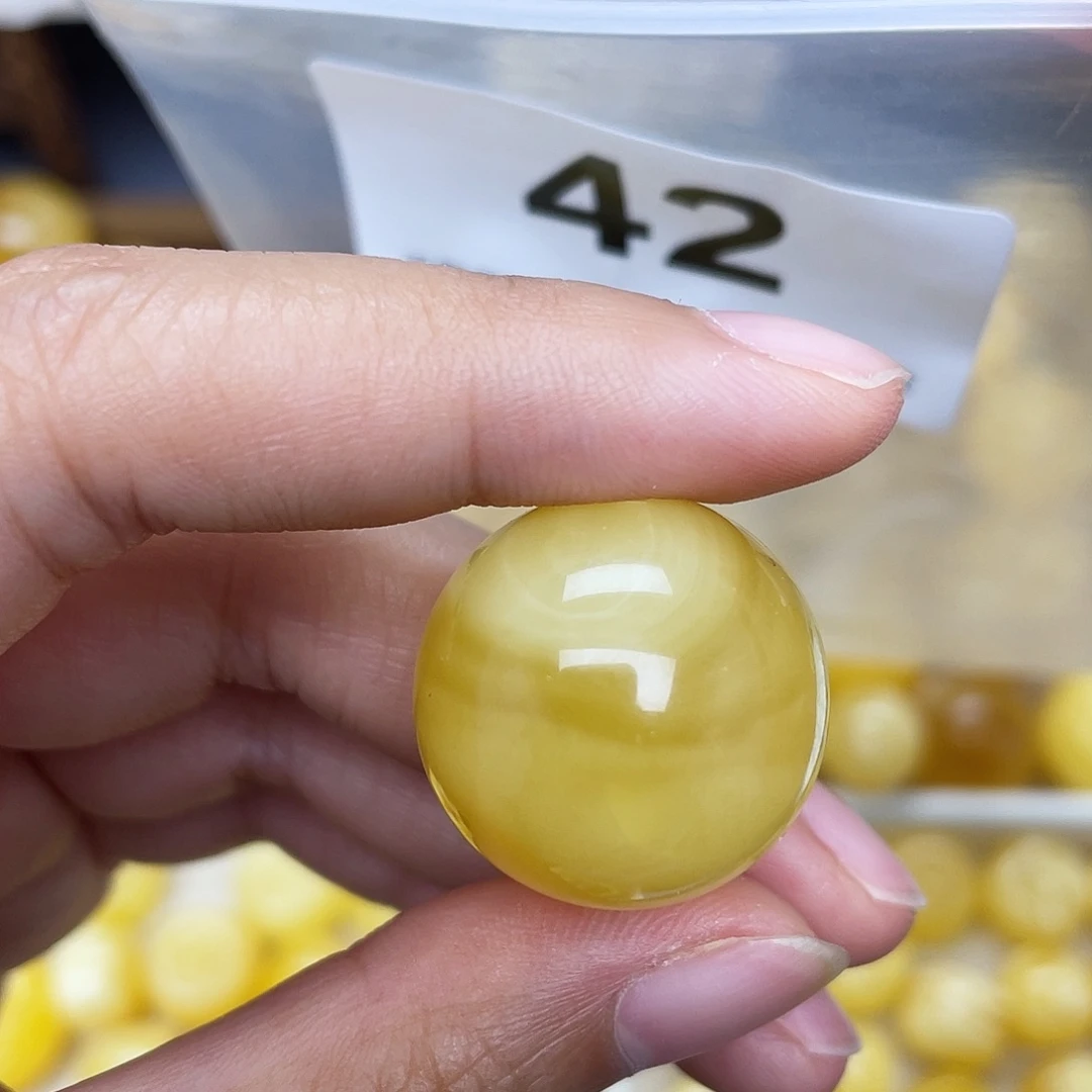 蜜蜡未镶嵌珠宝奇石22.3