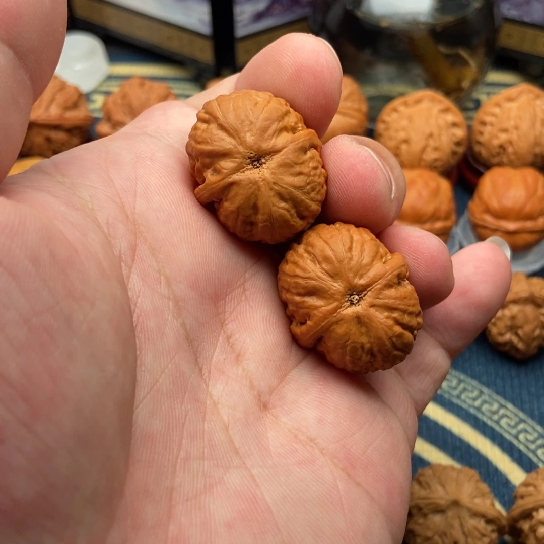 文玩核桃把件姜**姜桃心